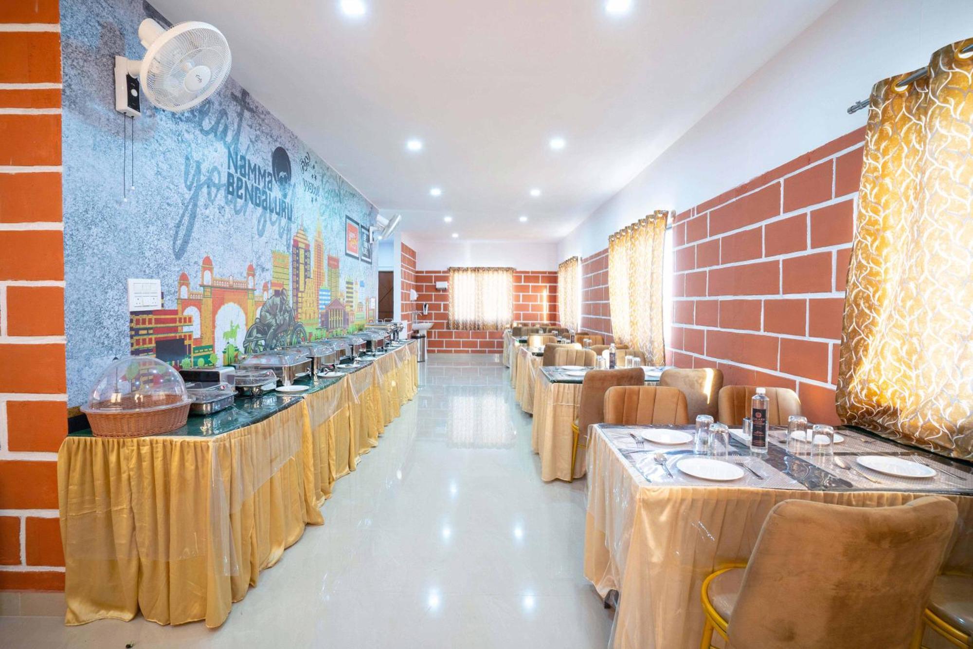 Treebo Galaxy Kings Suites, Hebbal Bangalore Extérieur photo